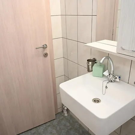 Aurora Studio Apt For Couples & Friends *