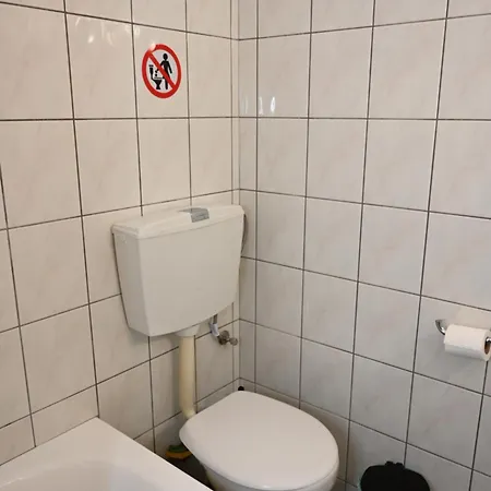 Aurora Studio Apt For Couples & Friends Apartment *